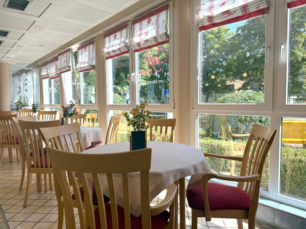 seniorenpalais-dillingen-cafe-04